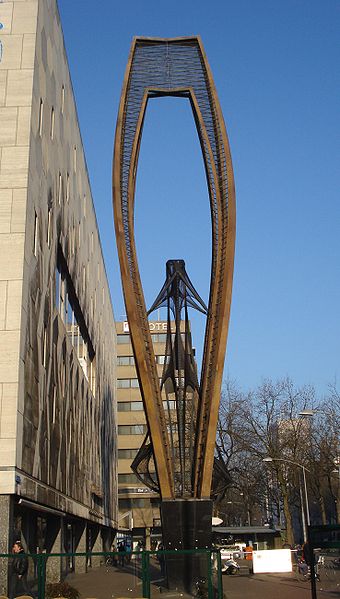 Stylized Flower by Naum Gabo1957Steel tubes and wire mesh